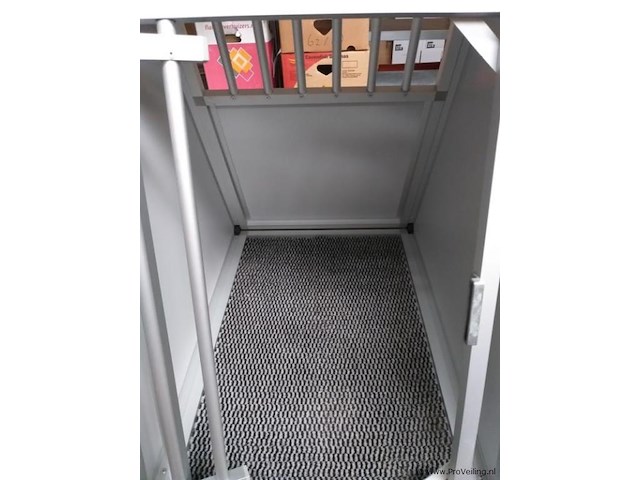 Hondenbench voor in auto - afbeelding 5 van  7