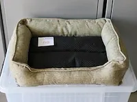 Hondenmand. afmeting 52 x 42 cm - afbeelding 1 van  1