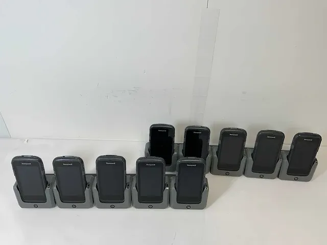 Honeywell dolphin (ct50lun-cs13se0) ct50 mobile scanners with rugged casing (10x) - afbeelding 2 van  8