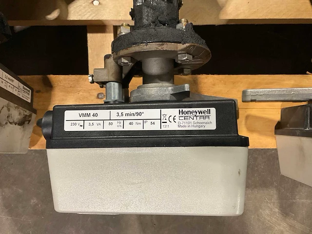 Honeywell vmm 40 elektrische afsluiter (3x) - afbeelding 2 van  2