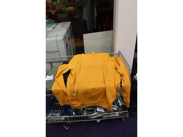 Hoodies blaklader in diverse maten en kleuren 8 stuks - afbeelding 2 van  2