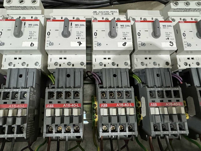 Hoofdschakelkast - afbeelding 3 van  11