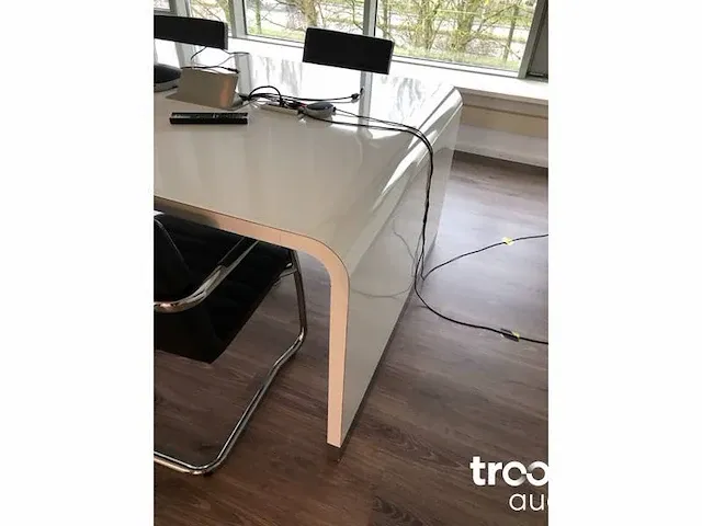 Hoogglans vergadertafel 360cm - afbeelding 7 van  7