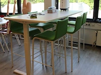 Hoog/laag tafel met zes krukken met kunstlederen bekleding. afmeting blad 180 x 80 cm. - afbeelding 2 van  4