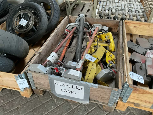 Hoogwerker onderdelen - afbeelding 1 van  4