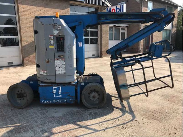 Hoogwerker - afbeelding 7 van  13