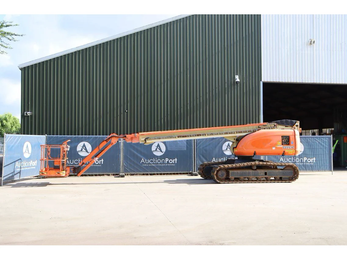 Hoogwerkers - minidumpers - palletwagens - uitrusting