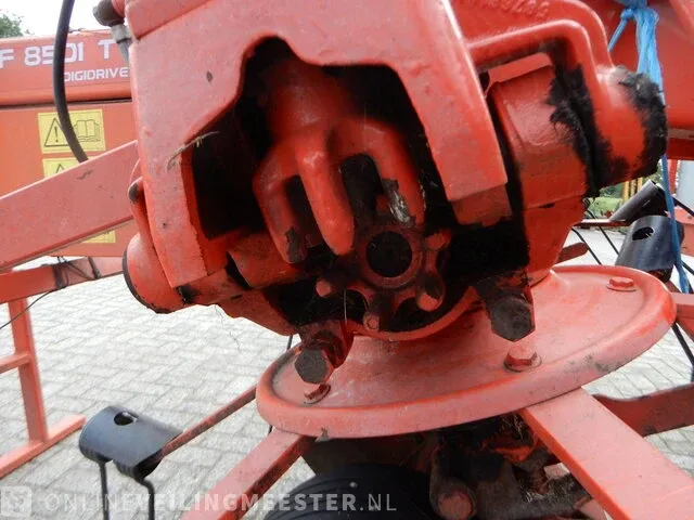 Hooi schudder kuhn, gf8501 t digidrive, bouwjaar 2008 - afbeelding 14 van  24