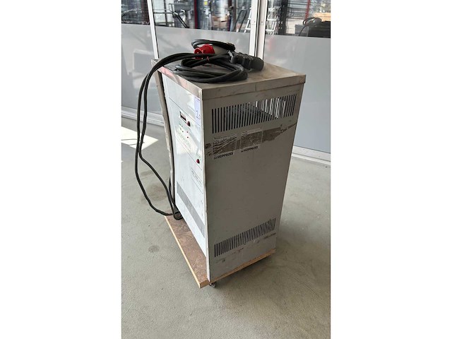 Hopecke 48v 120a accu lader - afbeelding 4 van  5