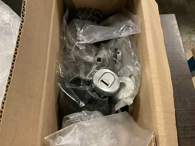 Hoppe, assa abloy, axa deurbeslag - afbeelding 4 van  5