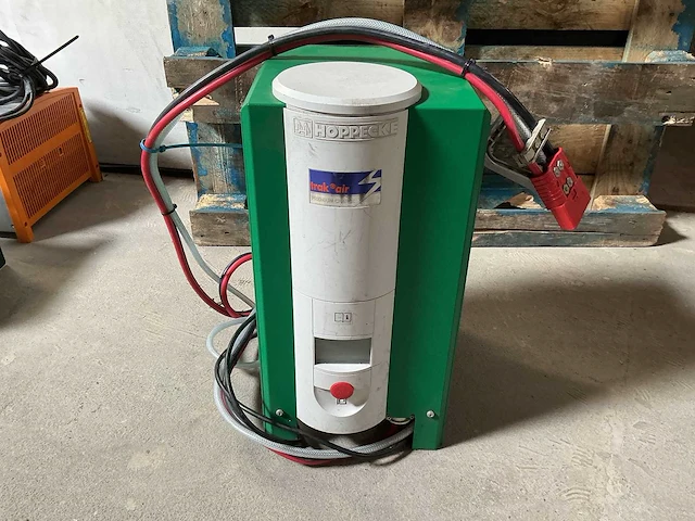 Hoppecke - 24v 60a - acculaders - 2019 - afbeelding 1 van  2
