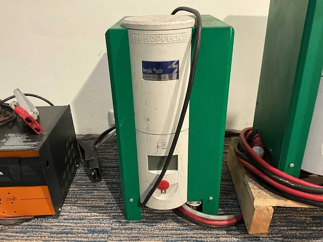 Hoppecke - 80v 80ah - acculaders - afbeelding 1 van  2