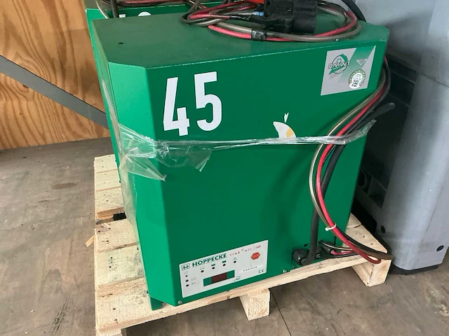 Hoppecke track acculader - afbeelding 1 van  5