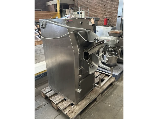 Horeca aardappelschrapmachine - afbeelding 3 van  8