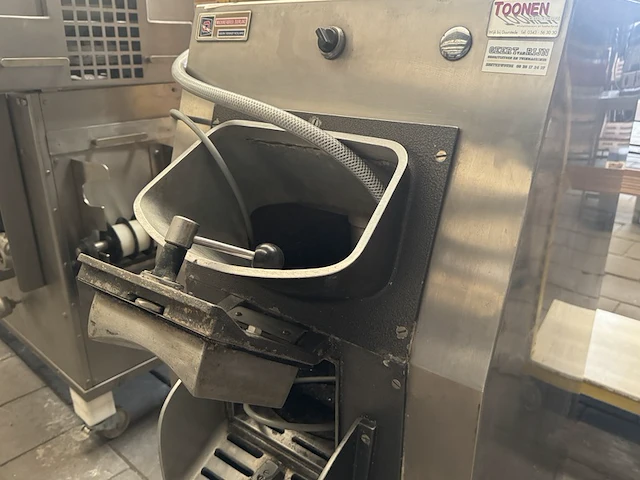 Horeca aardappelschrapmachine - afbeelding 6 van  8