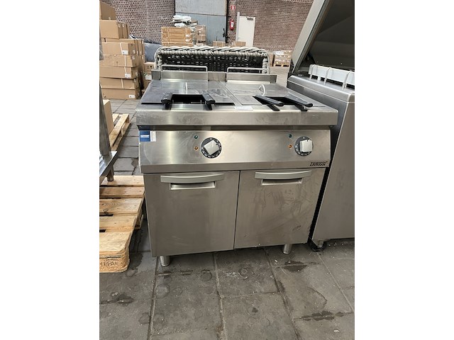 Horeca dubbele friteuse 80x88x85 zanussi - afbeelding 5 van  12