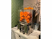 Horeca machines / meubilair o.a. hk living & okido - afbeelding 31 van  31