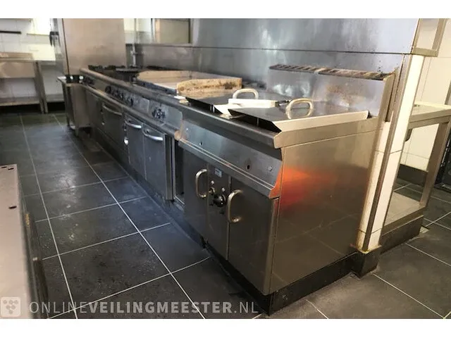 Horeca opstelling, gasgestookt - afbeelding 1 van  26
