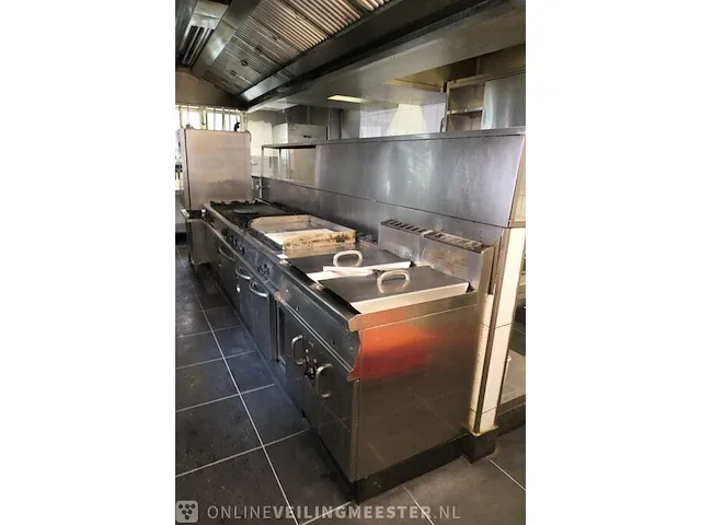 Horeca opstelling, gasgestookt - afbeelding 12 van  26