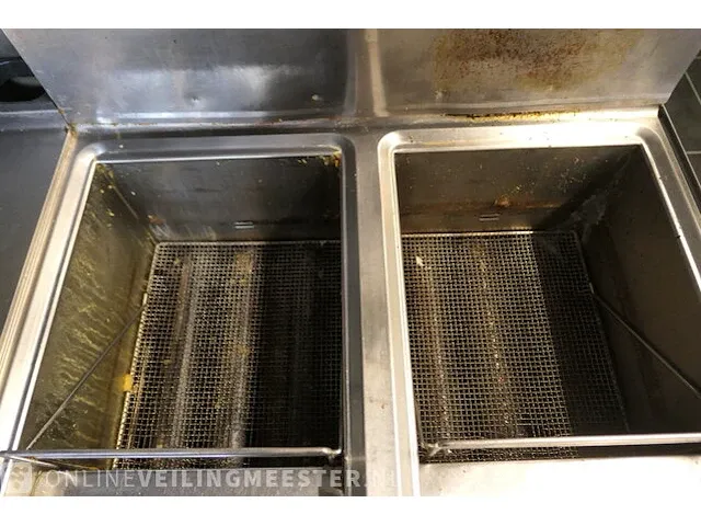 Horeca opstelling, gasgestookt - afbeelding 23 van  26