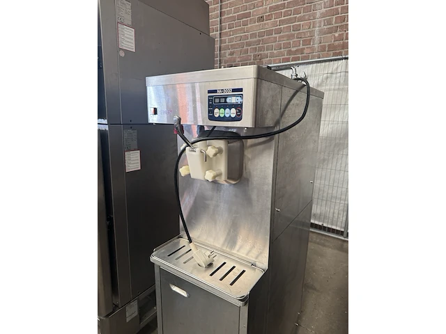 Horeca rvs softijsmachine nissei, na-3032 - afbeelding 3 van  7