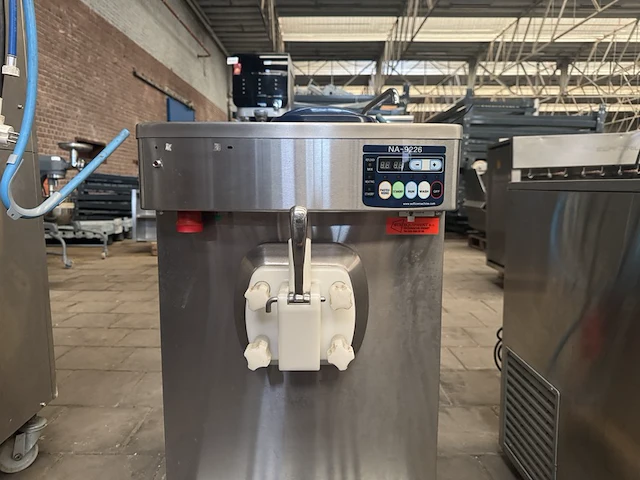 Horeca rvs softijsmachine nissei, na-9226 - afbeelding 2 van  6