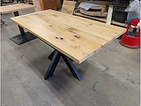 Horeca tafel oud eiken epoxy - afbeelding 1 van  6