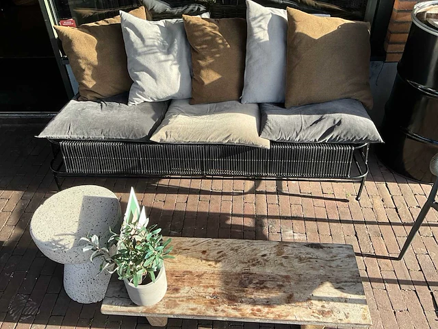 Horeca terrasmeubilair o.a. hk living & okido - afbeelding 16 van  17
