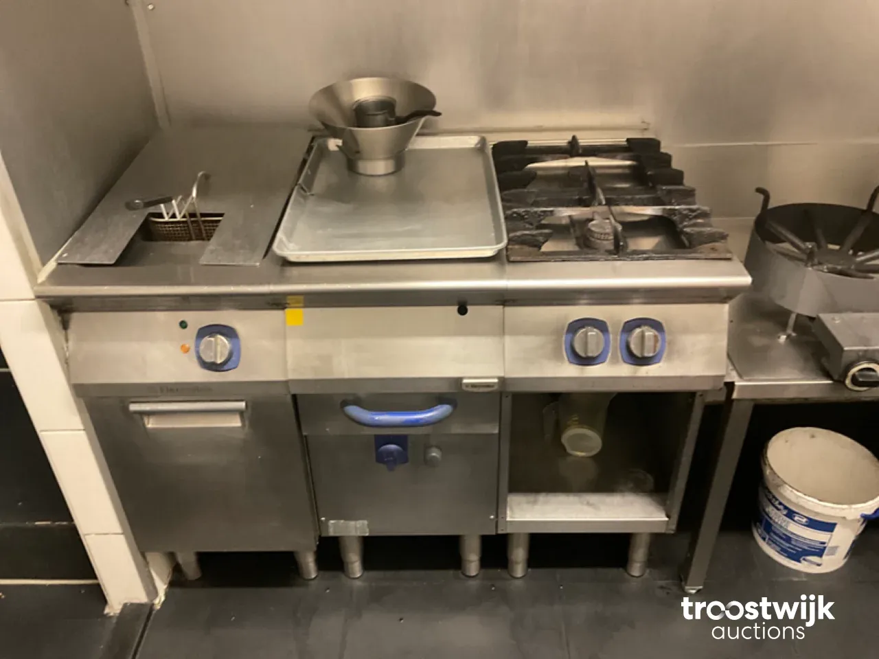 Horeca veiling afkomstig uit verschillende faillissementen en bedrijfsbeëindigingen