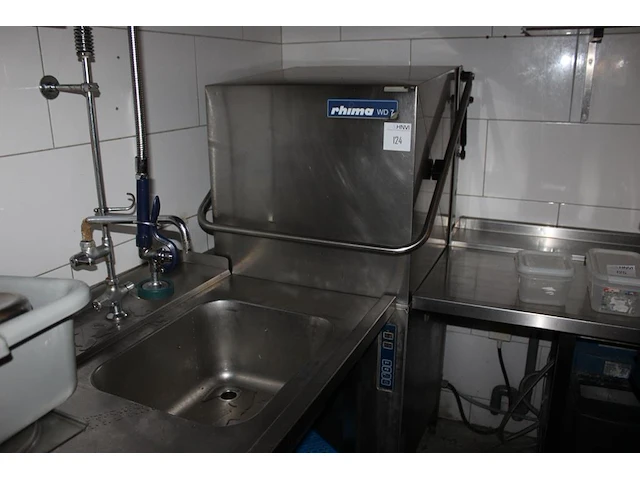 Horecawasmachine rhima wd7 met aan- en afvoertafel met spoelbak, mengkraan en diverse manden. afmetingen to... - afbeelding 1 van  5