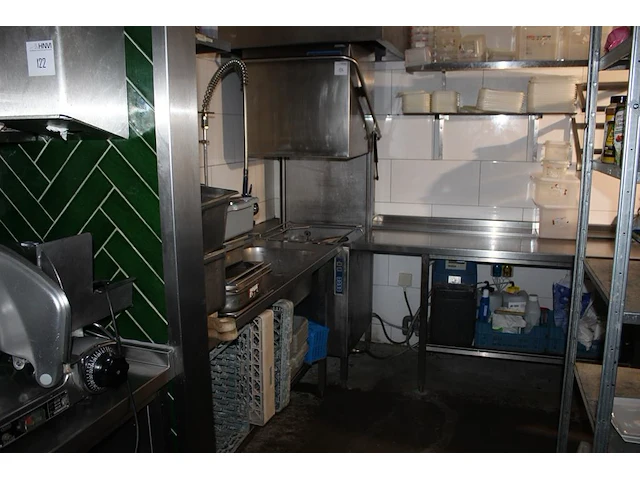Horecawasmachine rhima wd7 met aan- en afvoertafel met spoelbak, mengkraan en diverse manden. afmetingen to... - afbeelding 2 van  5
