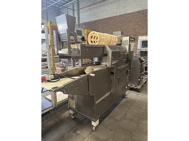 Horece deeg vormmachine kemper, mini quadro round - afbeelding 7 van  13
