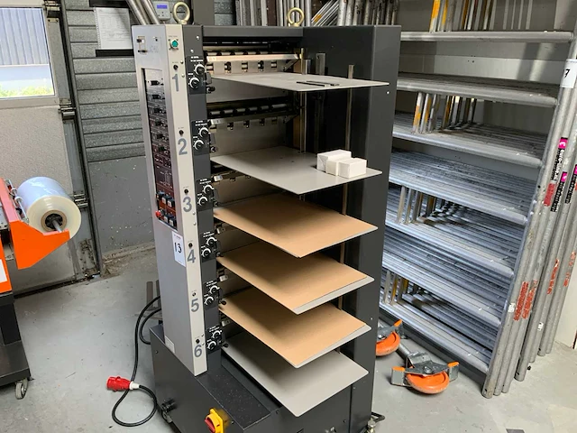 Horizon ac-60 vergaarmachine - afbeelding 4 van  7