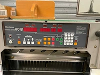 Horizon apc t160 papiersnijmachine met triltafel - afbeelding 6 van  11