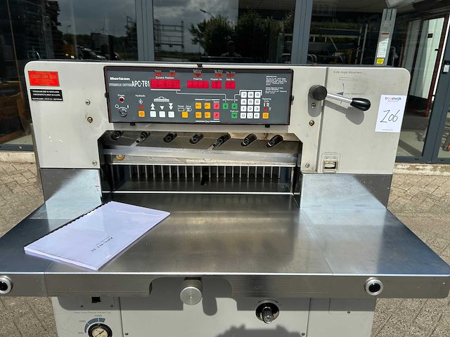 Horizon apc-t61 papiersnijmachine - afbeelding 4 van  11