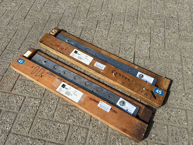 Horizon apc-t61 papiersnijmachine - afbeelding 9 van  11