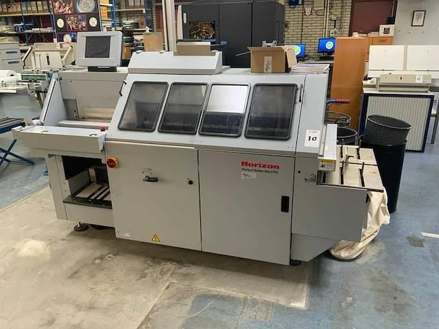Horizon bq-270c computergestuurde garenloos bindmachine - afbeelding 1 van  8