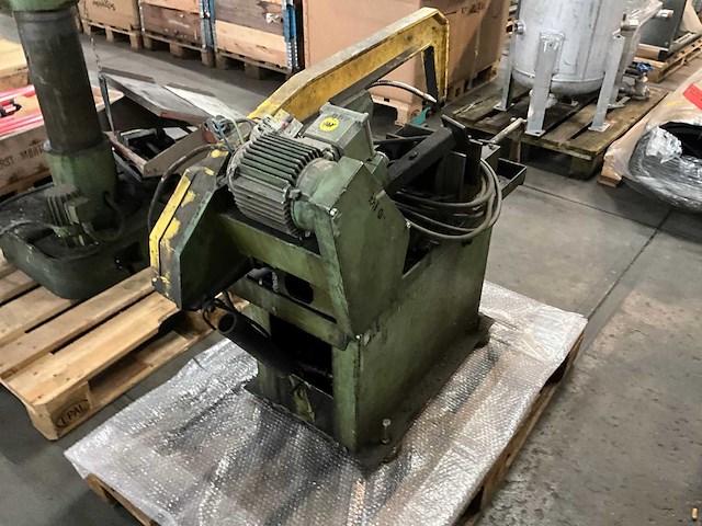 Horizontale lintzaagmachine - afbeelding 3 van  6