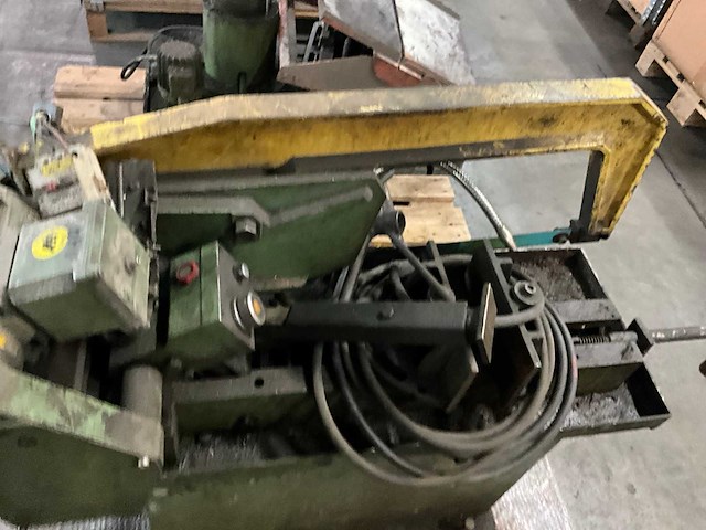 Horizontale lintzaagmachine - afbeelding 5 van  6