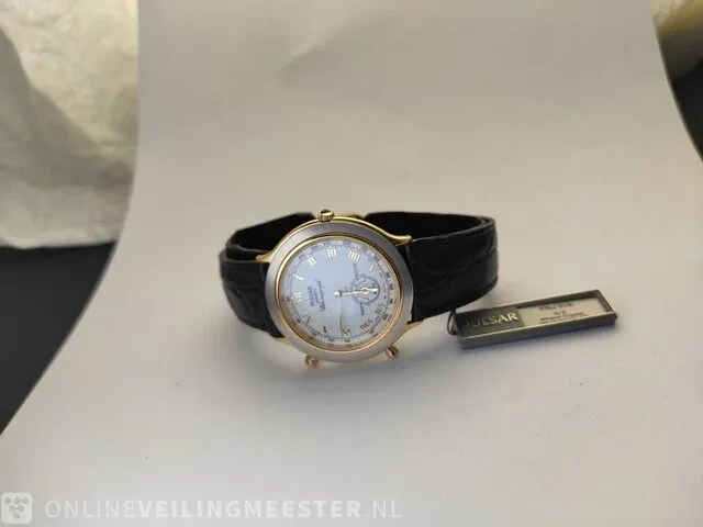 Horloge - seiko pulsar bullhead chronograph - afbeelding 4 van  5