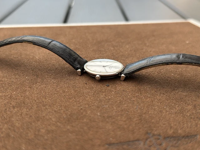 Horloge, longines, le grande clasique, staal, 2022 - 2025 - afbeelding 4 van  7