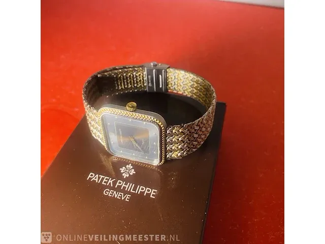 Horloge universal geneve met patek philippe doos van €1000,00 - afbeelding 3 van  8