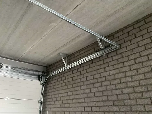 Hörmann kg overheaddeur - afbeelding 3 van  8