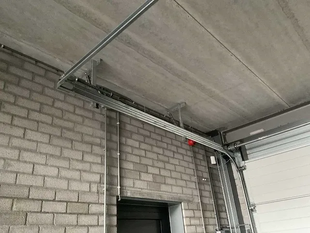 Hörmann kg overheaddeur - afbeelding 4 van  8