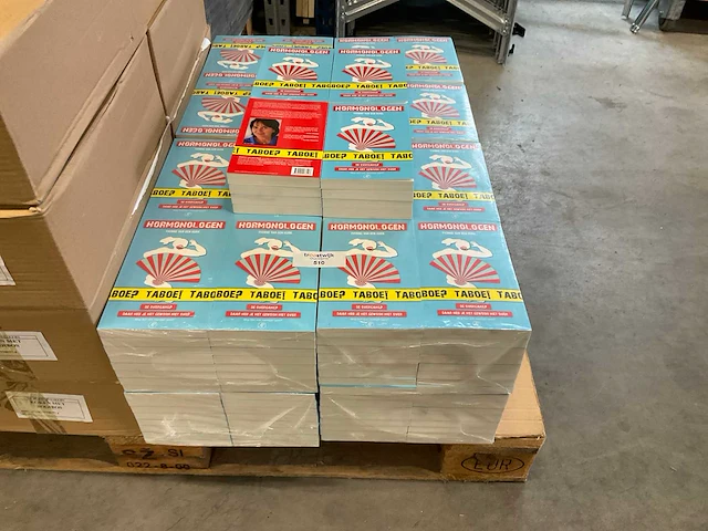 Hormonologen taboe boeken (272x) - afbeelding 1 van  2