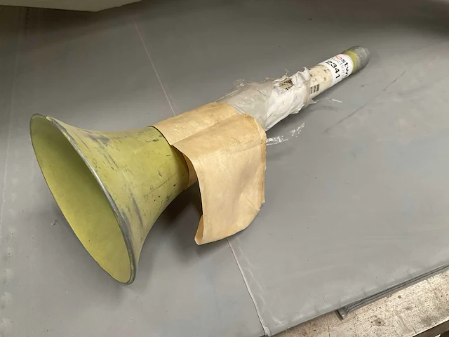 Horn part - afbeelding 1 van  2