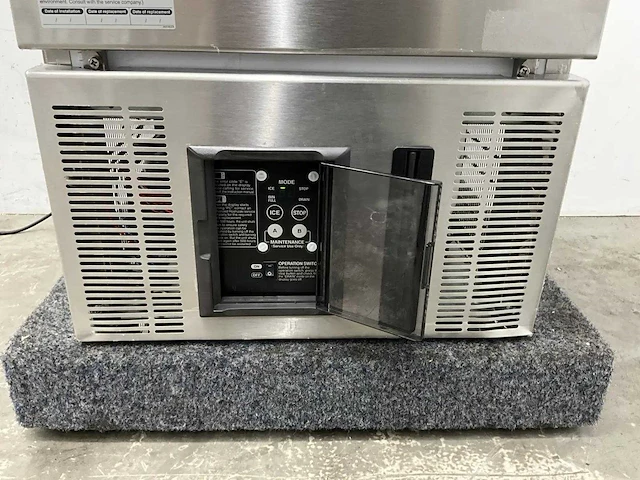 Hoshizaki - cm-50ke-hc - cubelet ijsmachine - afbeelding 9 van  9