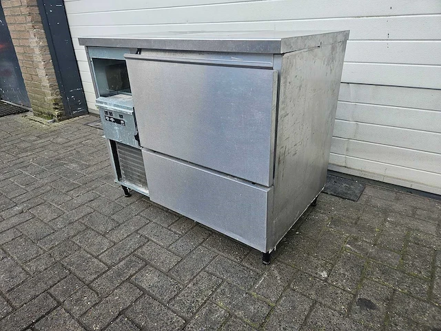Hoshizaki - fm-120e - ijsblokjesmachine - afbeelding 2 van  5