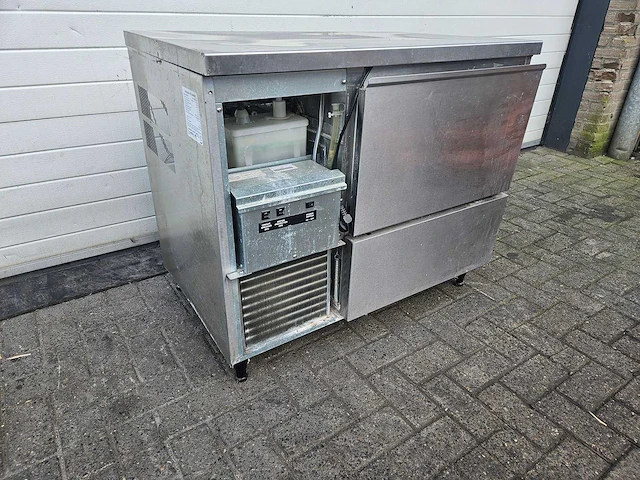 Hoshizaki - fm-120e - ijsblokjesmachine - afbeelding 3 van  5