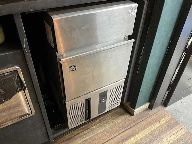 Hoshizaki - im-21 cne - ijsblokjesmachine - afbeelding 2 van  5